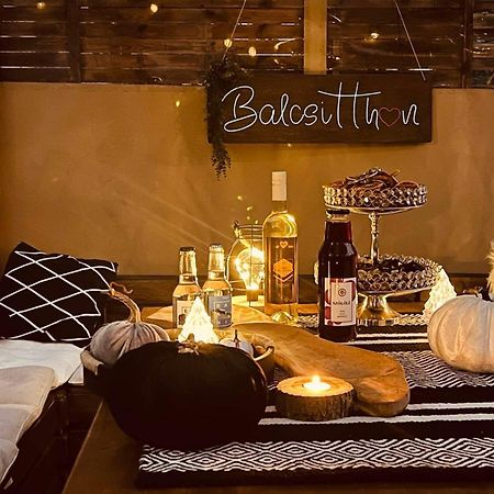 Balcsitthon Apartmanok Сиофок Екстериор снимка