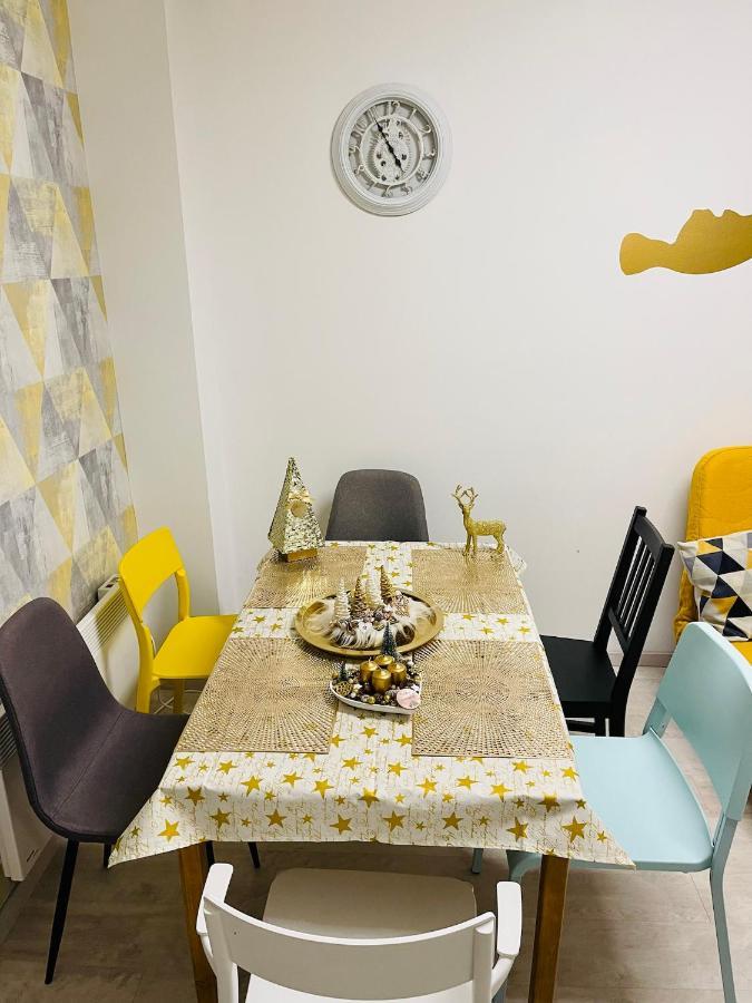 Balcsitthon Apartmanok Сиофок Екстериор снимка