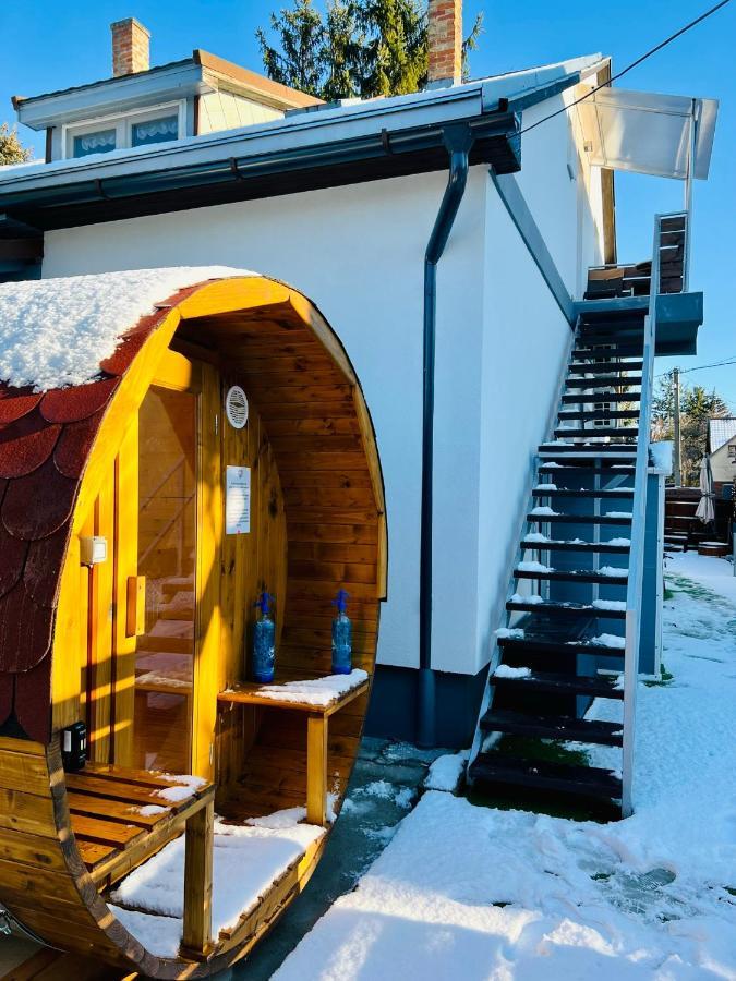 Balcsitthon Apartmanok Сиофок Екстериор снимка