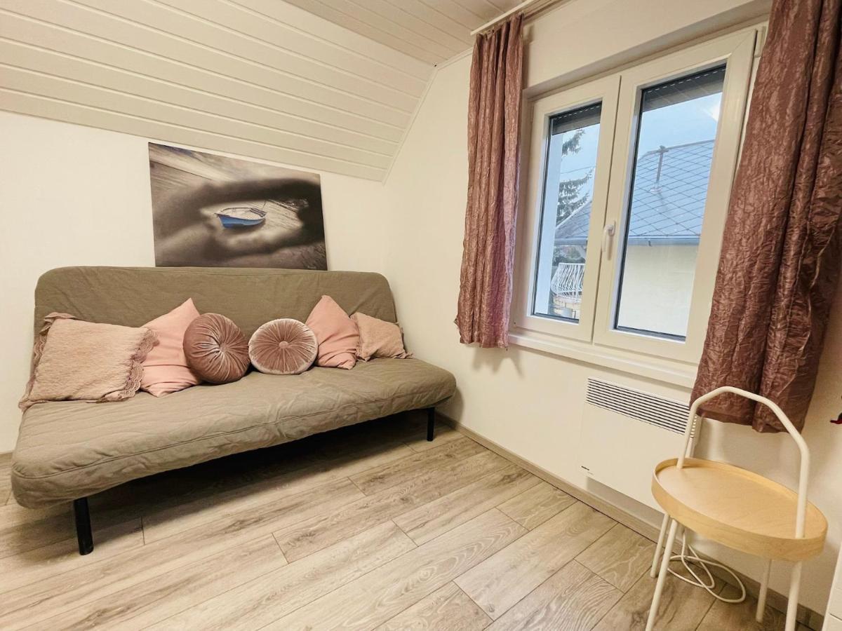 Balcsitthon Apartmanok Сиофок Стая снимка