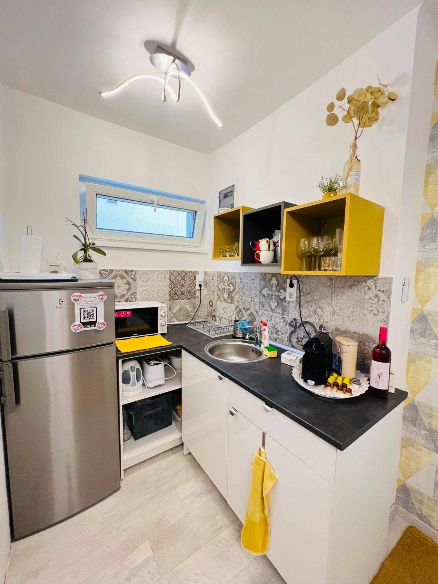 Balcsitthon Apartmanok Сиофок Екстериор снимка